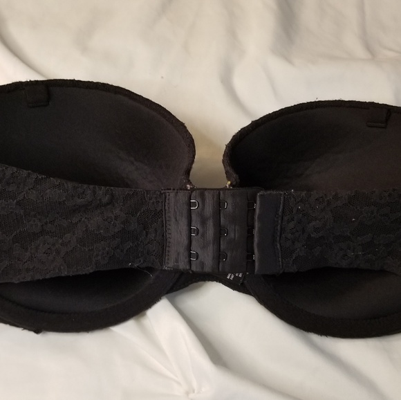 Black Strapless Victoria's Secret Bra - Picture 2 of 3